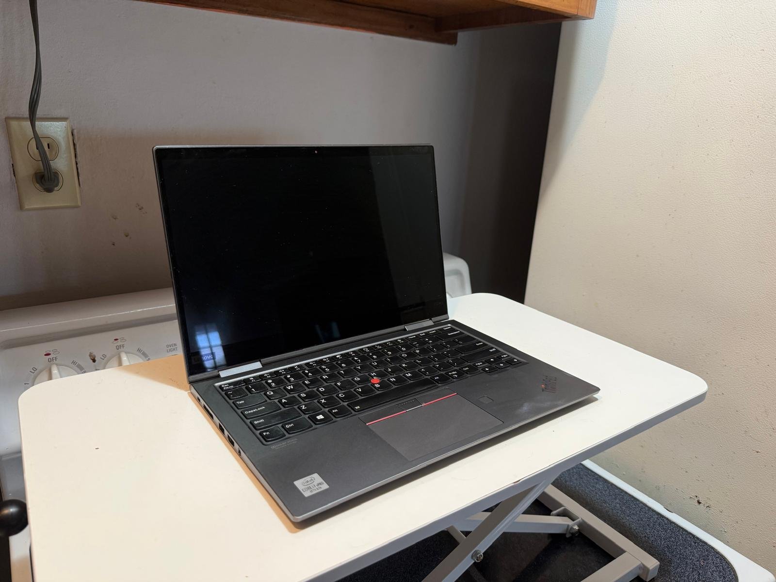 Lenovo ThinkPad laptop (model unknown) thumbnail